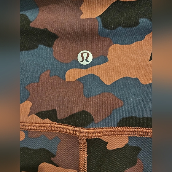 Lululemon Wunder Train High-Rise Leggings | Size 8 | Heritage 365 Camo Smoky Red - Picture 8 of 9